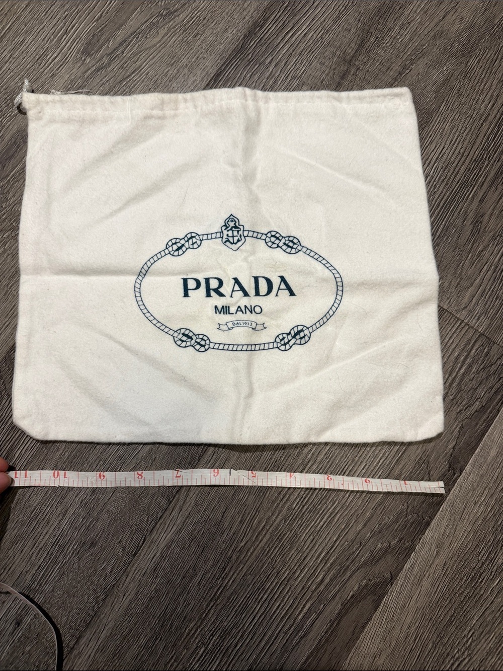 Prada White Dust Bag with Navy Logo - Picture 4 of 5